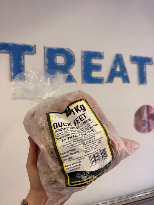 Dougies Duck Feet 1KG