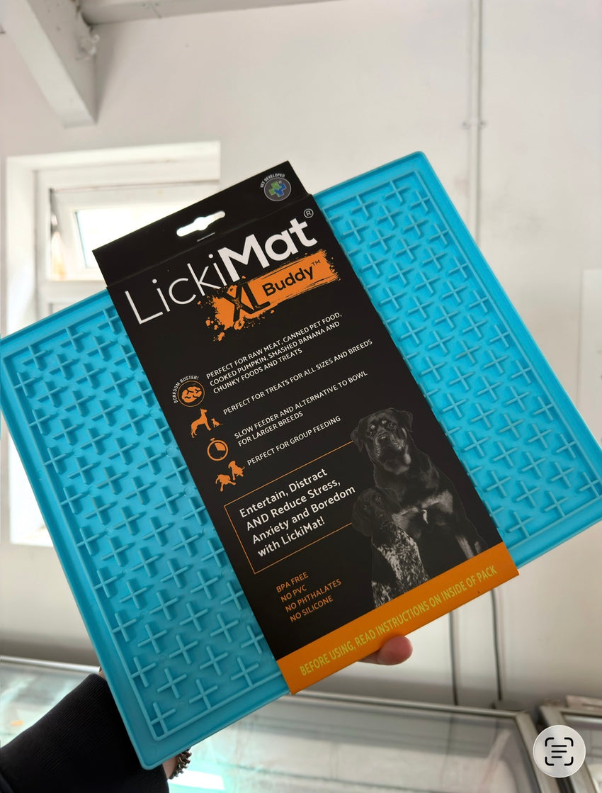 LickiMat Classic Soother For Dogs - Large