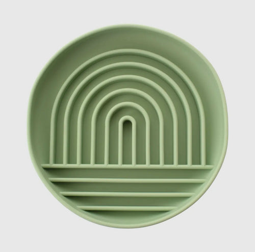 Silicone Slow Feeder with Suction Base - Wrexraw